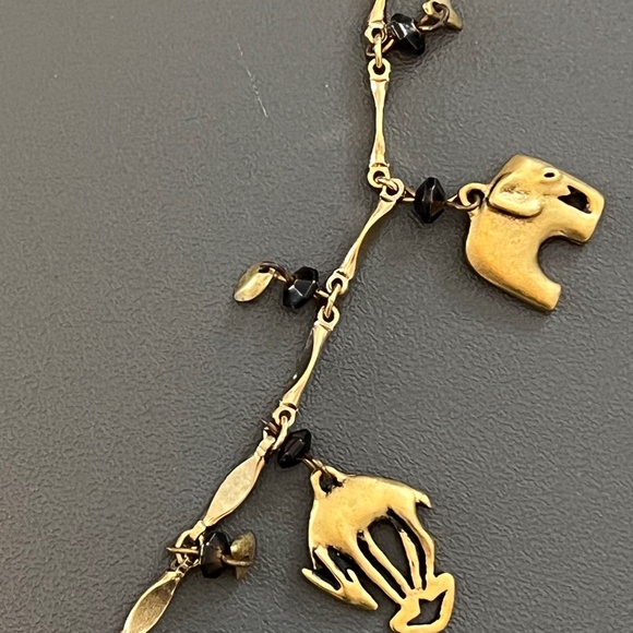 Vintage MCM Brass/Gold Tone Animal Charm and Black Bead Necklace 18" - Picture 5 of 5